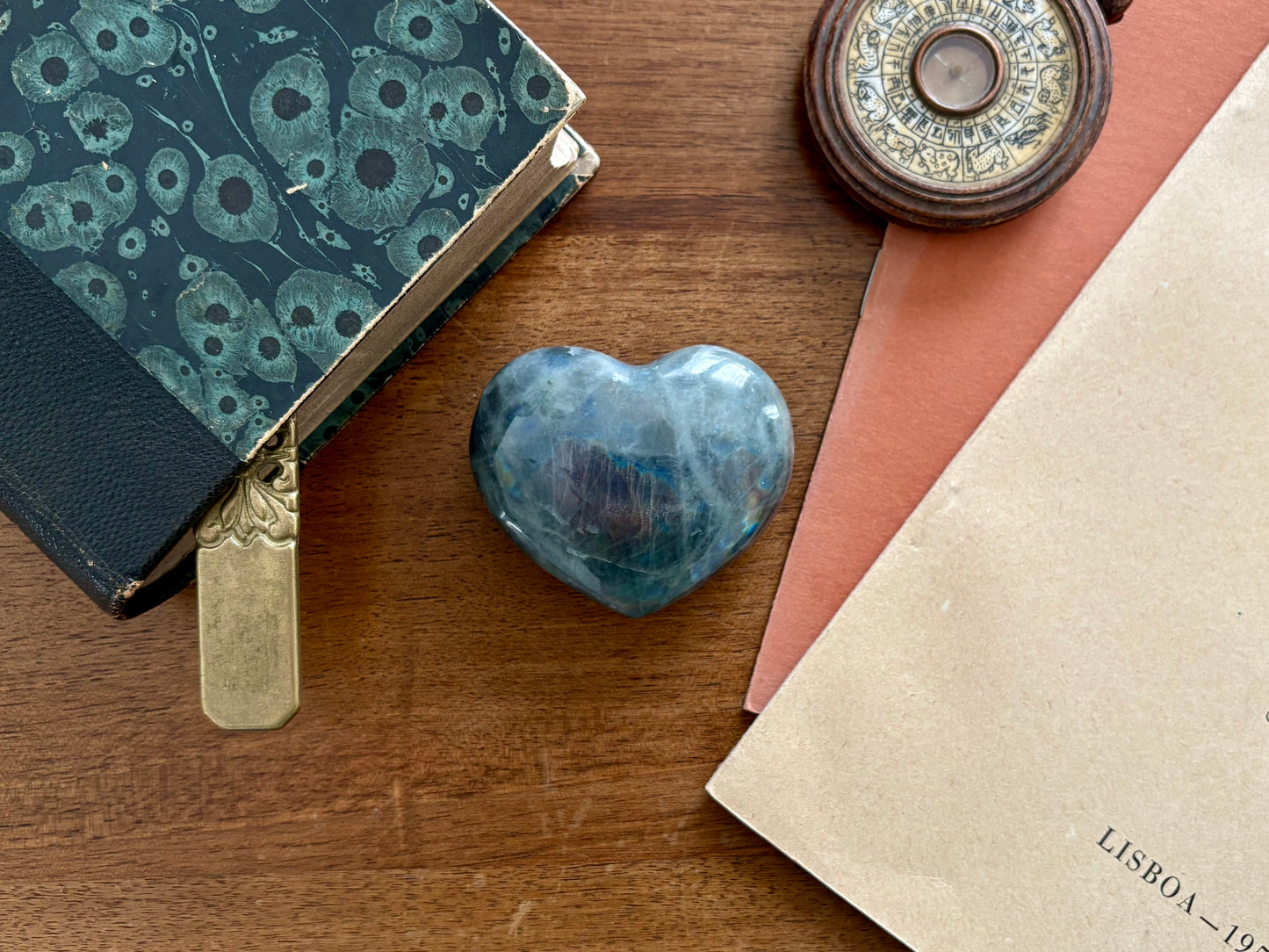Coeur en labradorite grise - Taille S